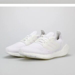 Addidas Ultraboost 23 Women's Athletic Shoes White GX5590 SZ9 FREE gift